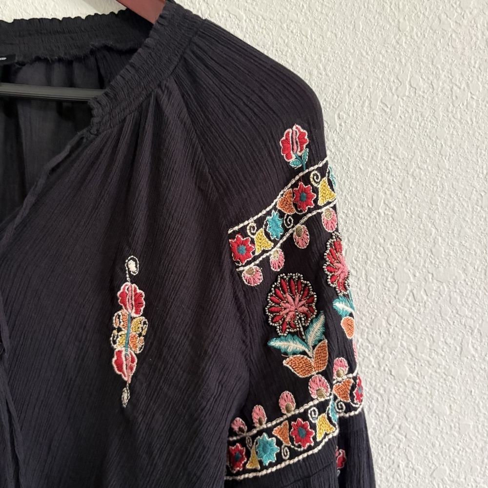 Tolani XL Black 100% Cotton Embroidered Boho Tunic Peasant Blouse Floral Top - Picture 4 of 16